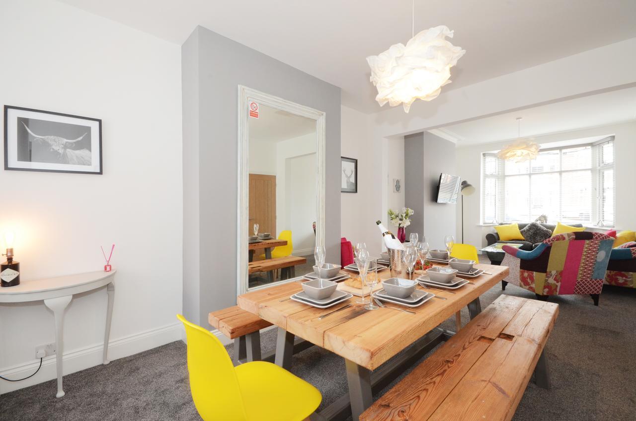York Boutique House- Spacious & Stylish With Free Parking Exterior photo